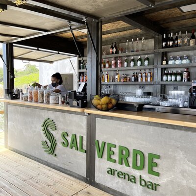 Sal-verde-arena-bar-04.jpg