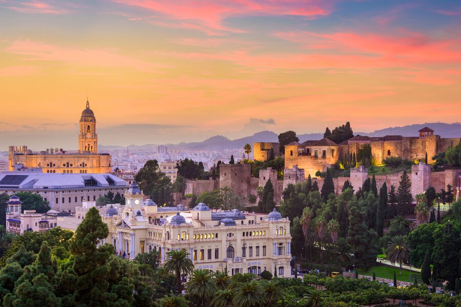 Malaga-city-overview-cathedral.jpg